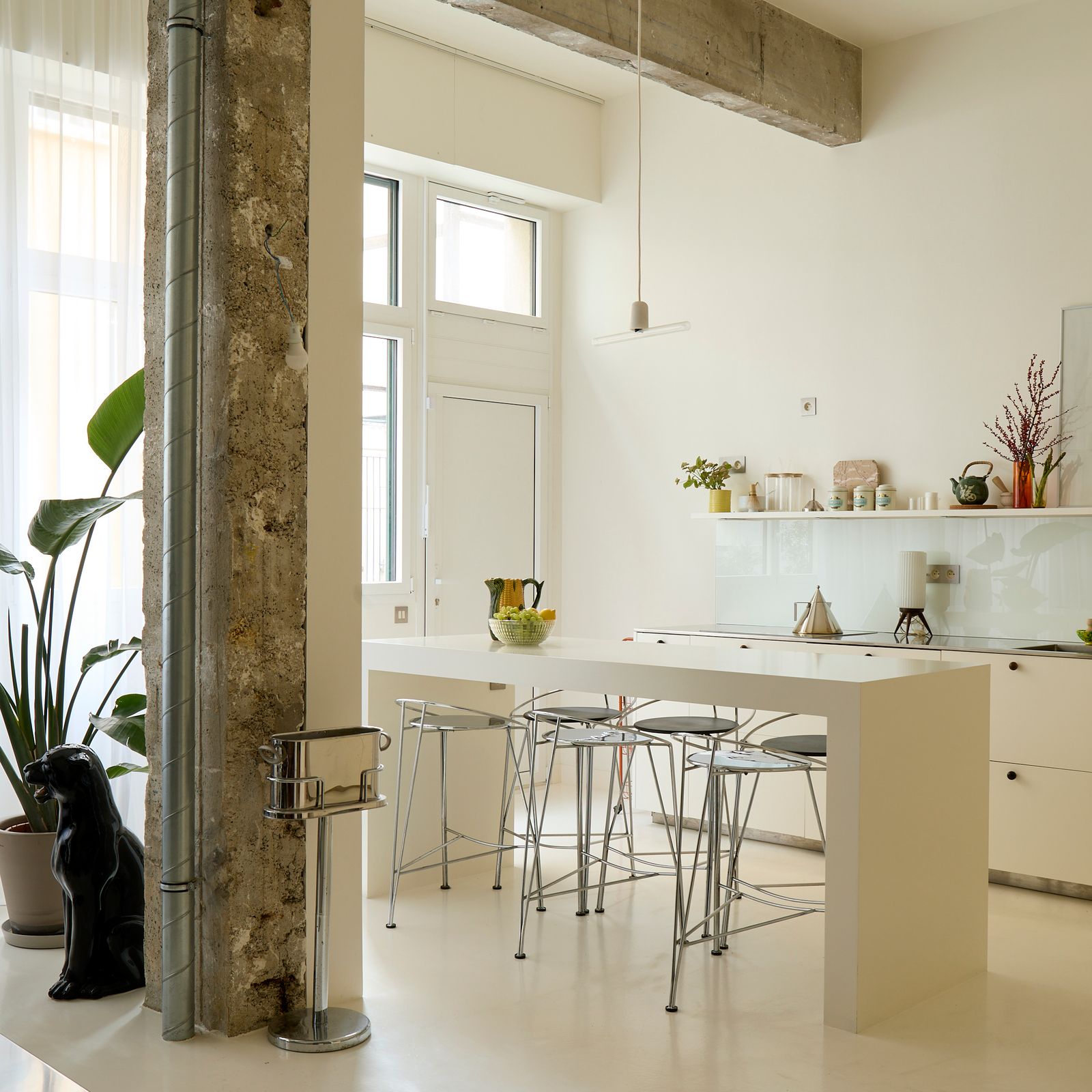 A Creative Couple’s 484-Square-Foot Paris Loft Defines Utilitarian Minimalism